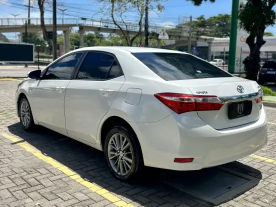 TOYOTA-COROLLA-2.0 XEI 16V FLEX 4P AUTOMÁTICO TOYOTA-COROLLA-2015