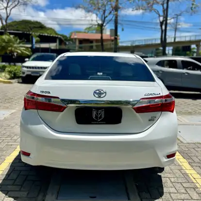 TOYOTA-COROLLA-2015