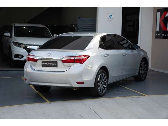 TOYOTA-COROLLA-2017