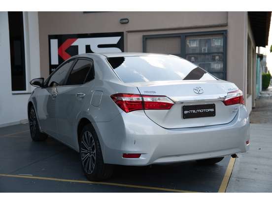 TOYOTA-COROLLA-2017