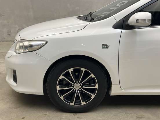 TOYOTA-COROLLA-2012