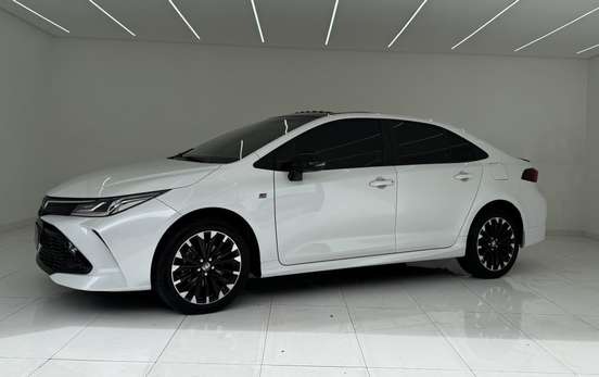 TOYOTA-COROLLA-2024