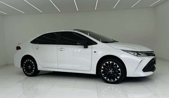 TOYOTA-COROLLA-2024