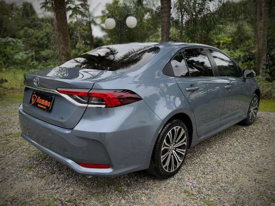 TOYOTA-COROLLA-2022