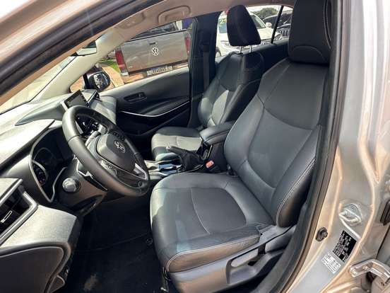 TOYOTA-COROLLA-2019