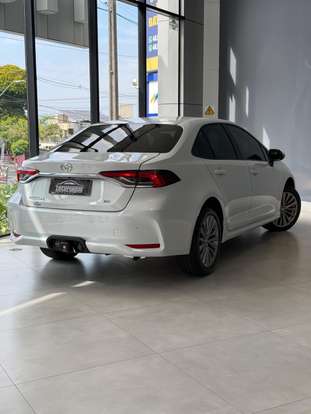 TOYOTA-COROLLA-2024