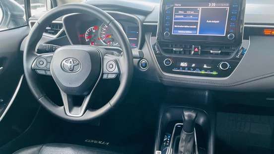 TOYOTA-COROLLA-2022