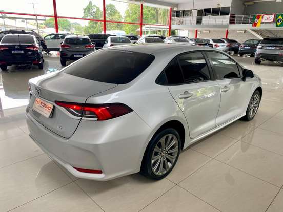 TOYOTA-COROLLA-2021