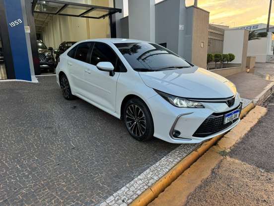 TOYOTA-COROLLA-2023