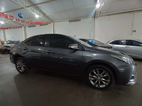 TOYOTA-COROLLA-2018