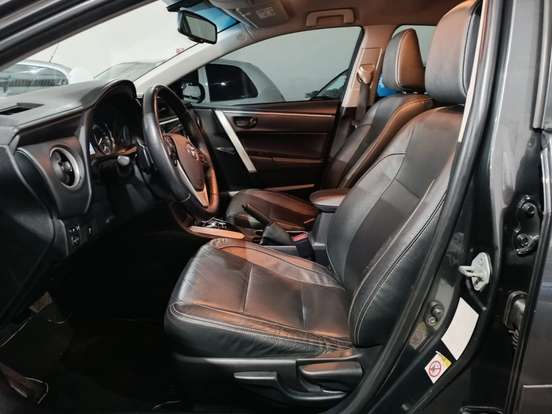 TOYOTA-COROLLA-2018