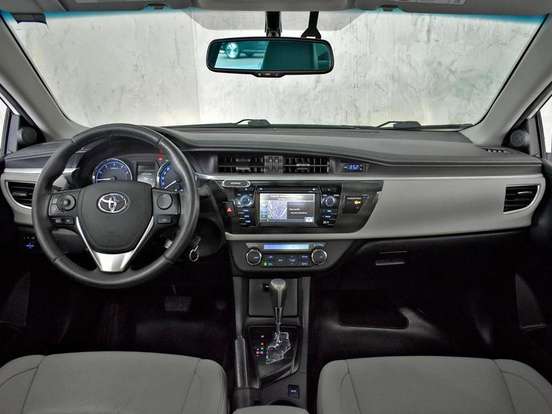 TOYOTA-COROLLA-2016