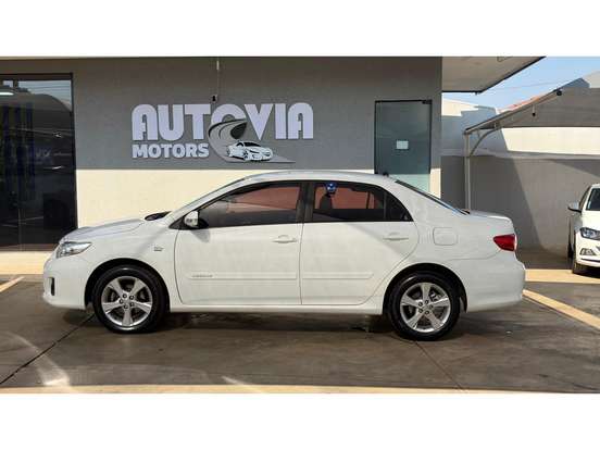 TOYOTA-COROLLA-2.0 XEI 16V FLEX 4P AUTOMÁTICO TOYOTA-COROLLA-2013