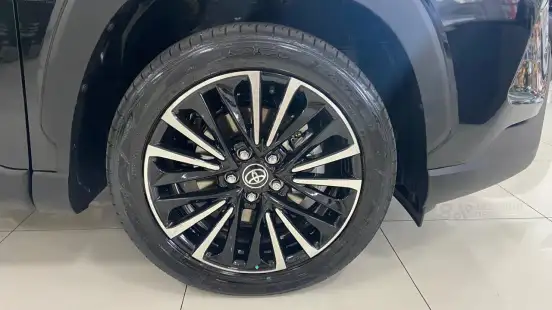 TOYOTA-COROLLA CROSS-2025
