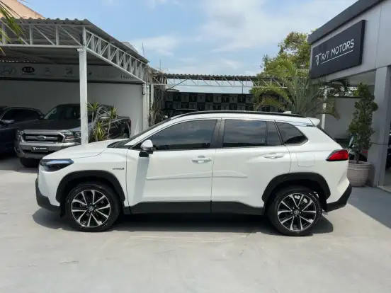 TOYOTA-COROLLA CROSS-2023