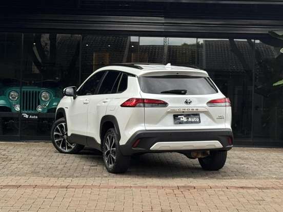 TOYOTA-COROLLA CROSS-2021