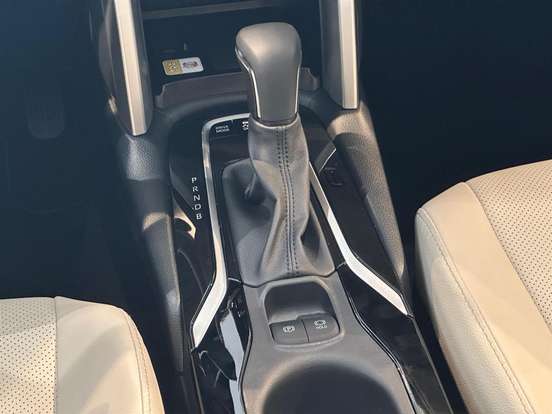 TOYOTA-COROLLA CROSS-2026