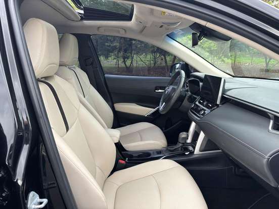 TOYOTA-COROLLA CROSS-2025