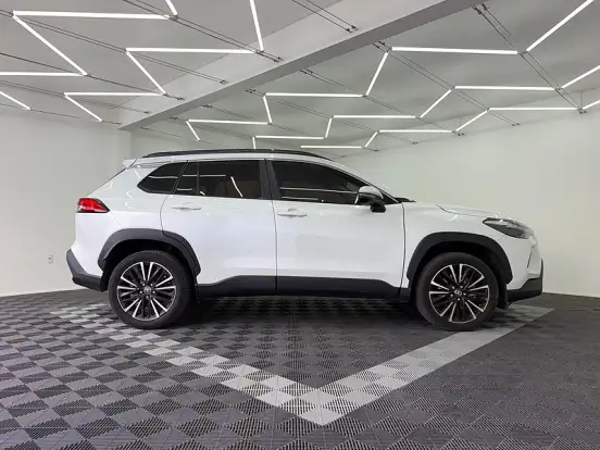 TOYOTA-COROLLA CROSS-2024