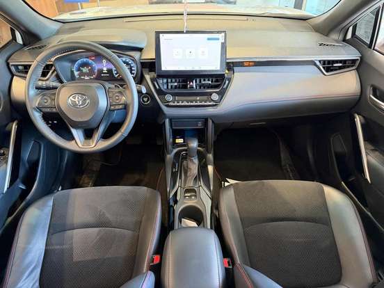 TOYOTA-COROLLA CROSS-2025