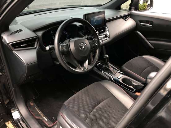 TOYOTA-COROLLA CROSS-2023