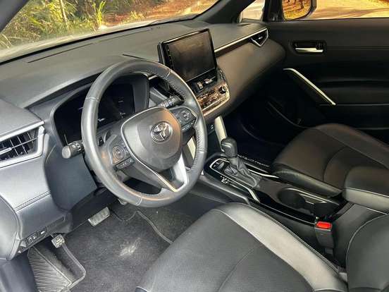 TOYOTA-COROLLA CROSS-2023