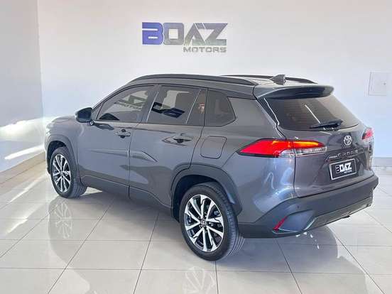 TOYOTA-COROLLA CROSS-2023