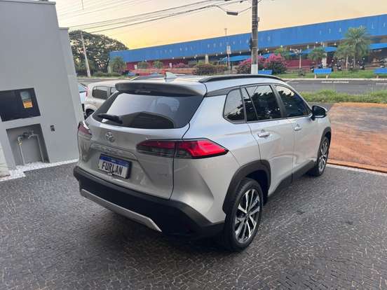 TOYOTA-COROLLA CROSS-2022