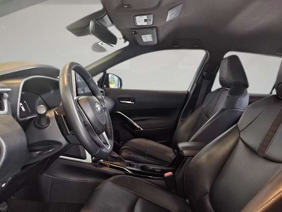 TOYOTA-COROLLA CROSS-2024