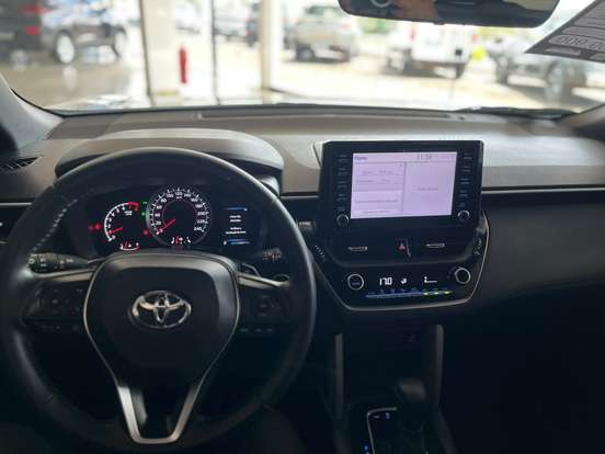 TOYOTA-COROLLA CROSS-2021