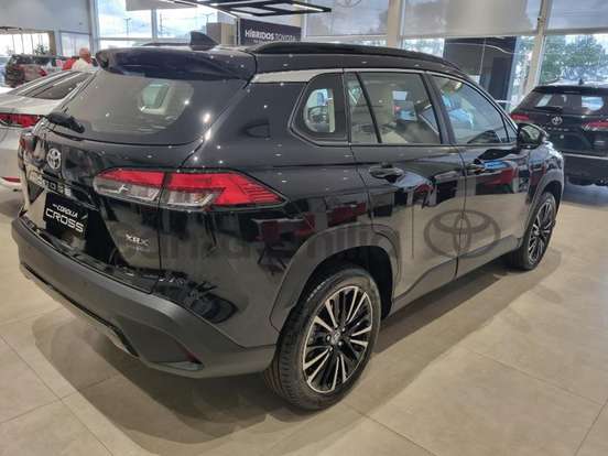 TOYOTA-COROLLA CROSS-2026