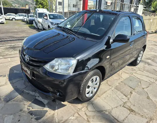 TOYOTA ETIOS 1.3 XS 16V FLEX 4P MANUAL
