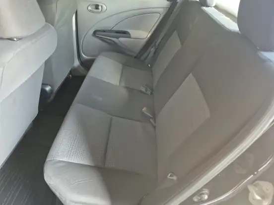 TOYOTA-ETIOS-1.3 XS 16V FLEX 4P MANUAL TOYOTA-ETIOS-2013