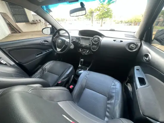 TOYOTA-ETIOS-2017