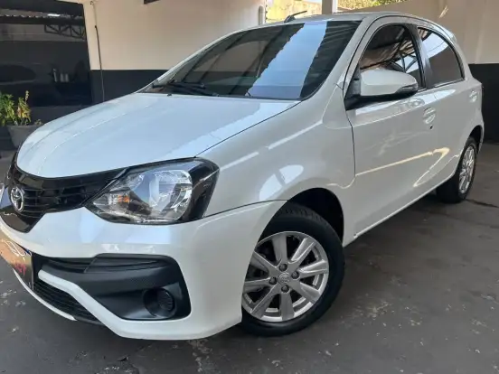 TOYOTA-ETIOS-1.5 X PLUS 16V FLEX 4P AUTOMÁTICO TOYOTA-ETIOS-2019