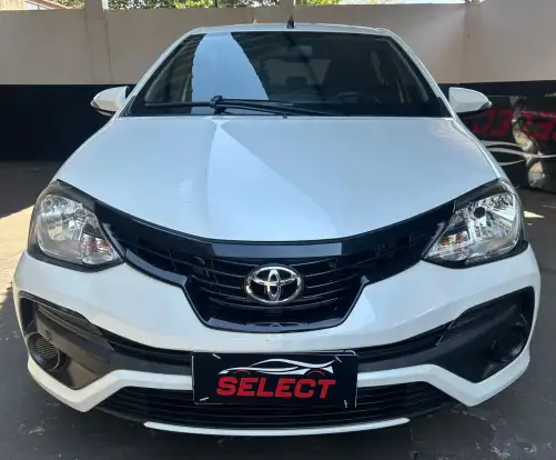 TOYOTA-ETIOS-2019