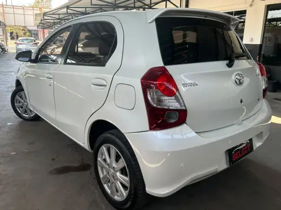 TOYOTA-ETIOS-1.5 X PLUS 16V FLEX 4P AUTOMÁTICO TOYOTA-ETIOS-2019
