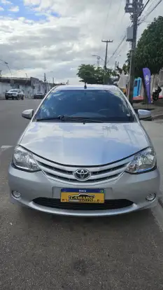 TOYOTA-ETIOS-2016