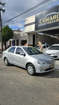 TOYOTA-ETIOS-2016