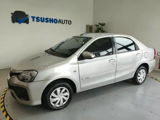 TOYOTA-ETIOS-2017