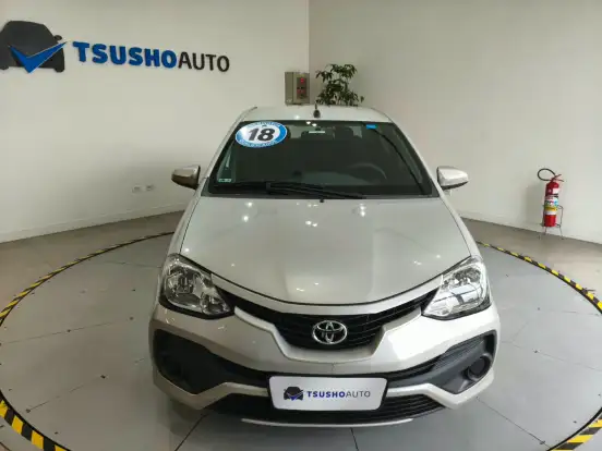 TOYOTA-ETIOS-2017
