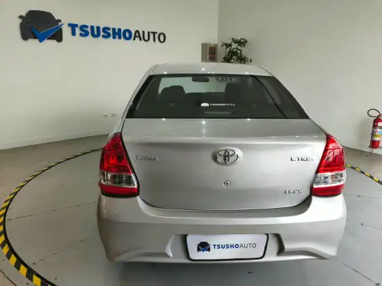 TOYOTA-ETIOS-2017