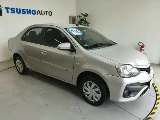 TOYOTA-ETIOS-2017