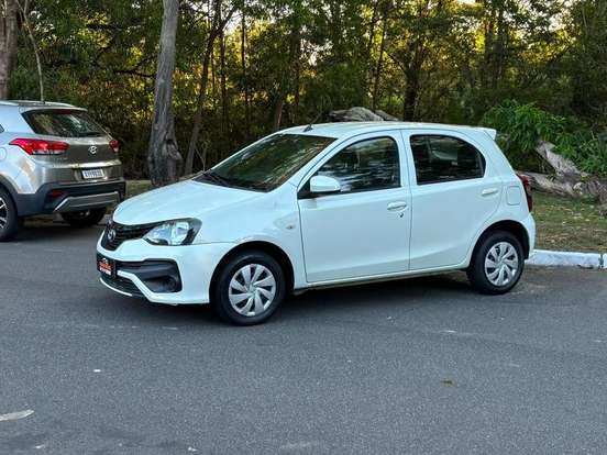 TOYOTA-ETIOS-1.3 X 16V FLEX 4P MANUAL TOYOTA-ETIOS-2018