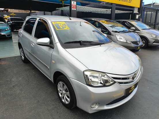 TOYOTA-ETIOS-1.3 X 16V FLEX 4P MANUAL TOYOTA-ETIOS-2015