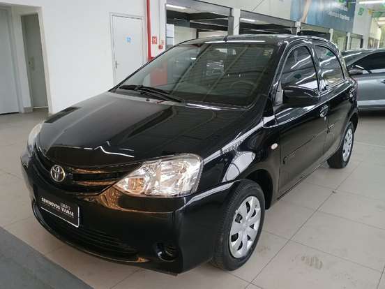 TOYOTA-ETIOS-2015