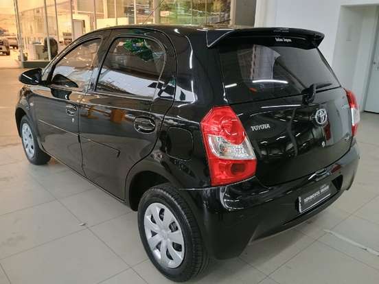 TOYOTA-ETIOS-1.3 X 16V FLEX 4P MANUAL TOYOTA-ETIOS-2015