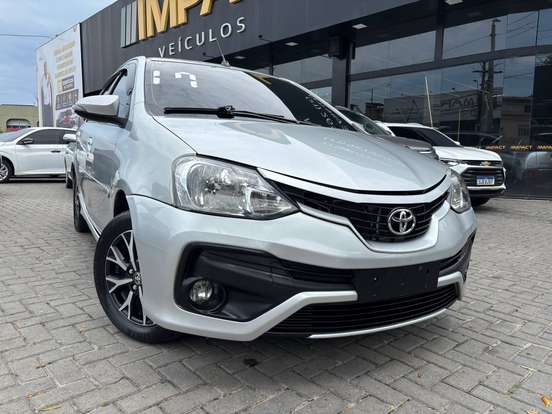 TOYOTA-ETIOS-2016