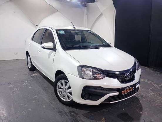 TOYOTA-ETIOS-1.5 X PLUS 16V FLEX 4P AUTOMÁTICO TOYOTA-ETIOS-2019