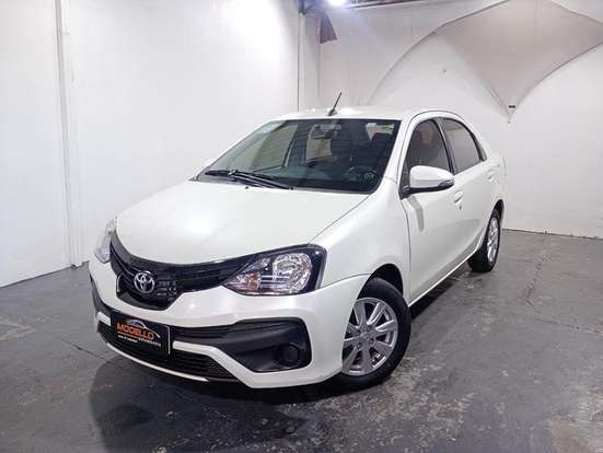 TOYOTA-ETIOS-2019